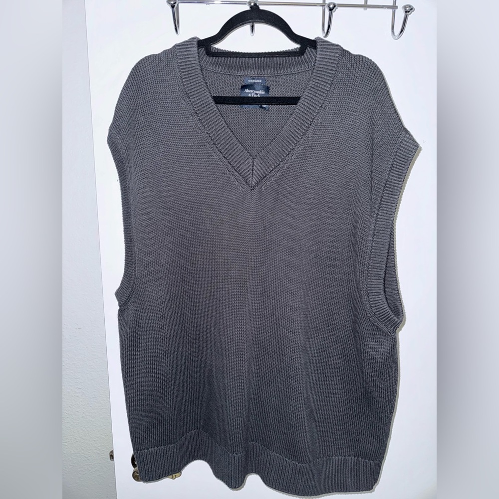 Abercrombie & Fitch oversized vest